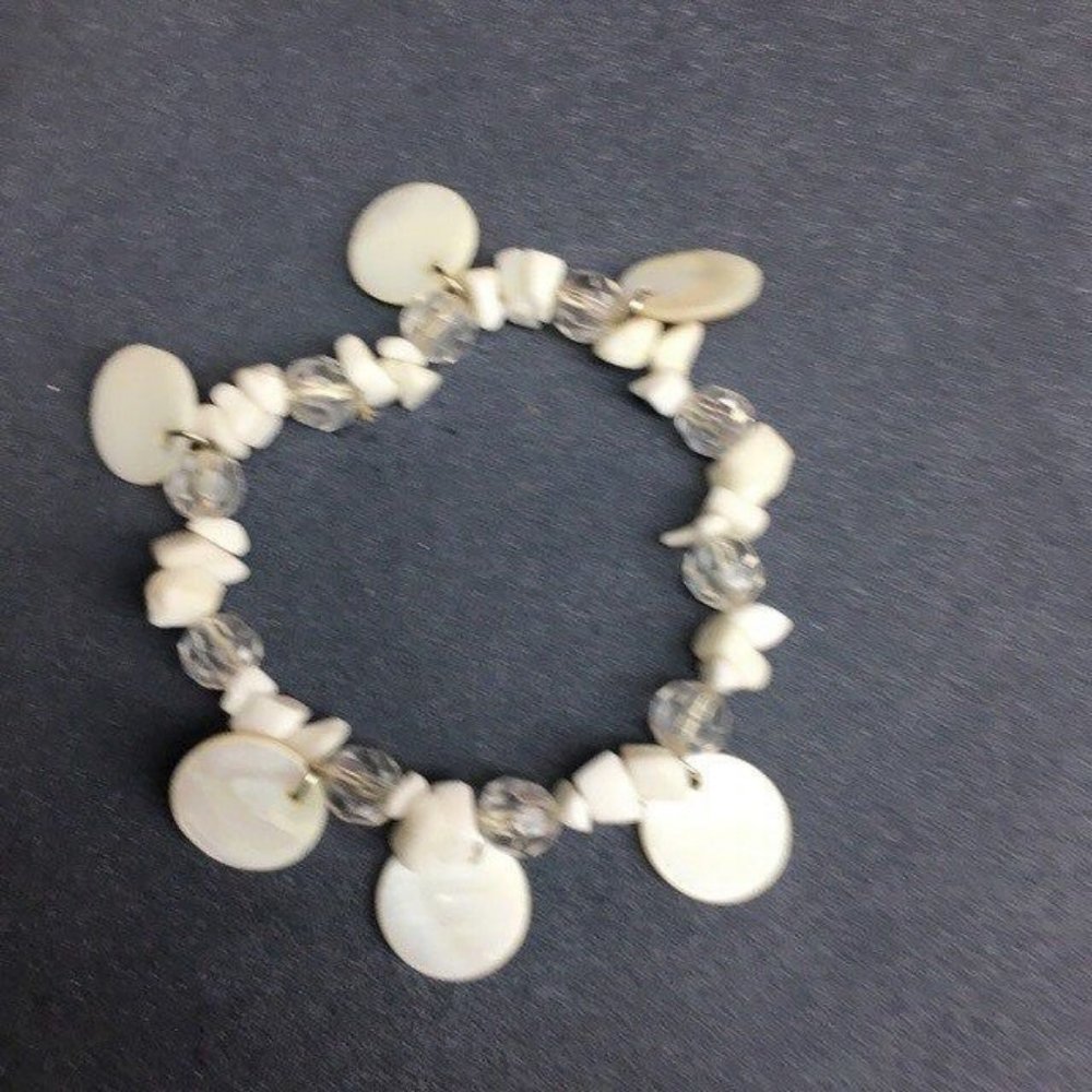 White Stretch Bracelet Disk Organic Shell Chip Clear Retro BoHo Beach